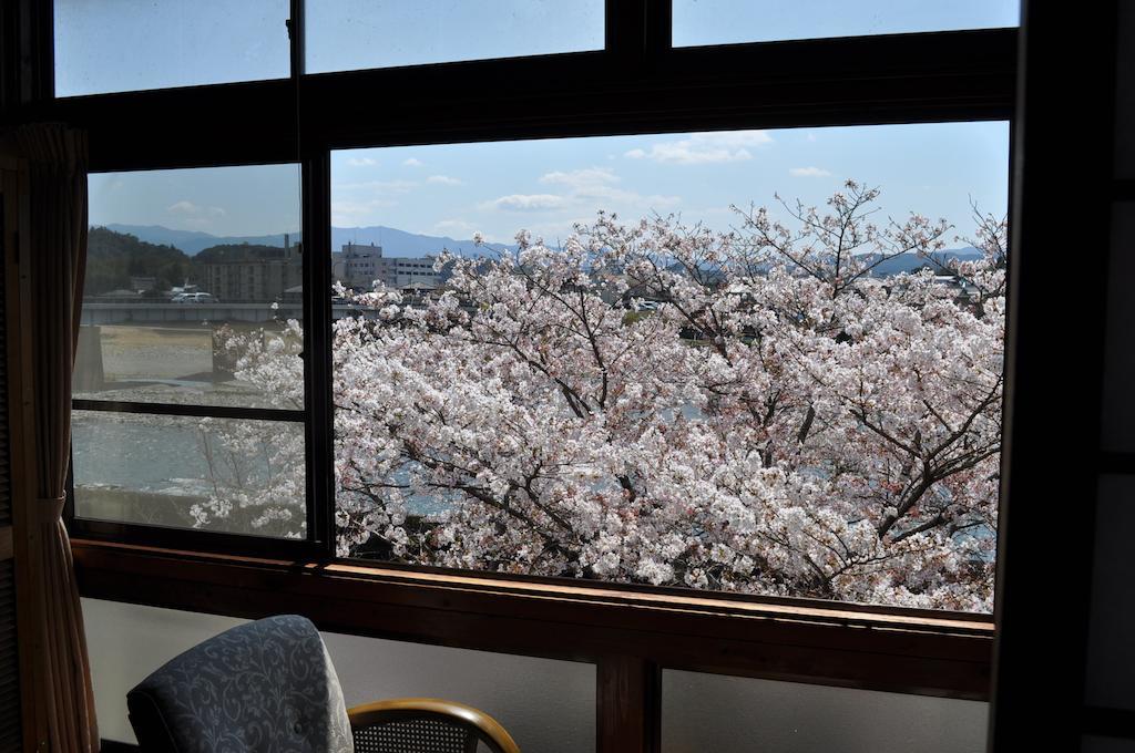 Hitoyoshi Ryokan Esterno foto