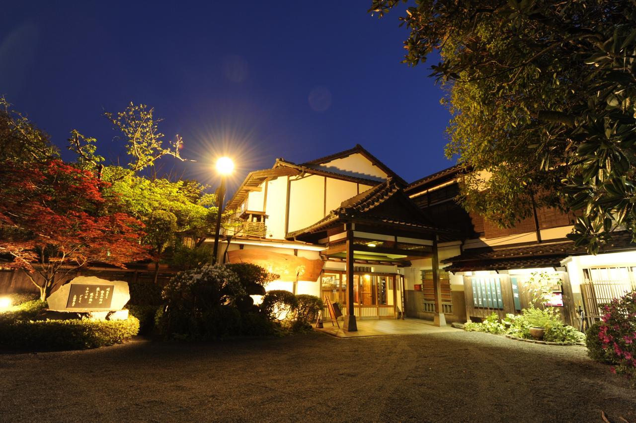 Hitoyoshi Ryokan Esterno foto